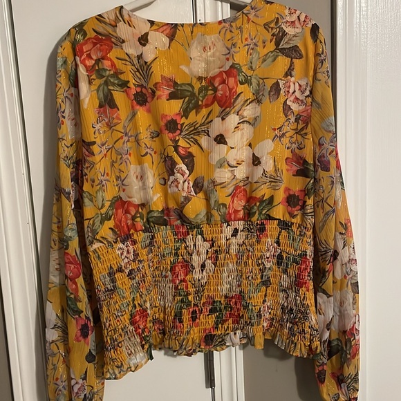 NWT INC International Concepts Metallic Thread Smocked Waist Top - Picture 6 of 8